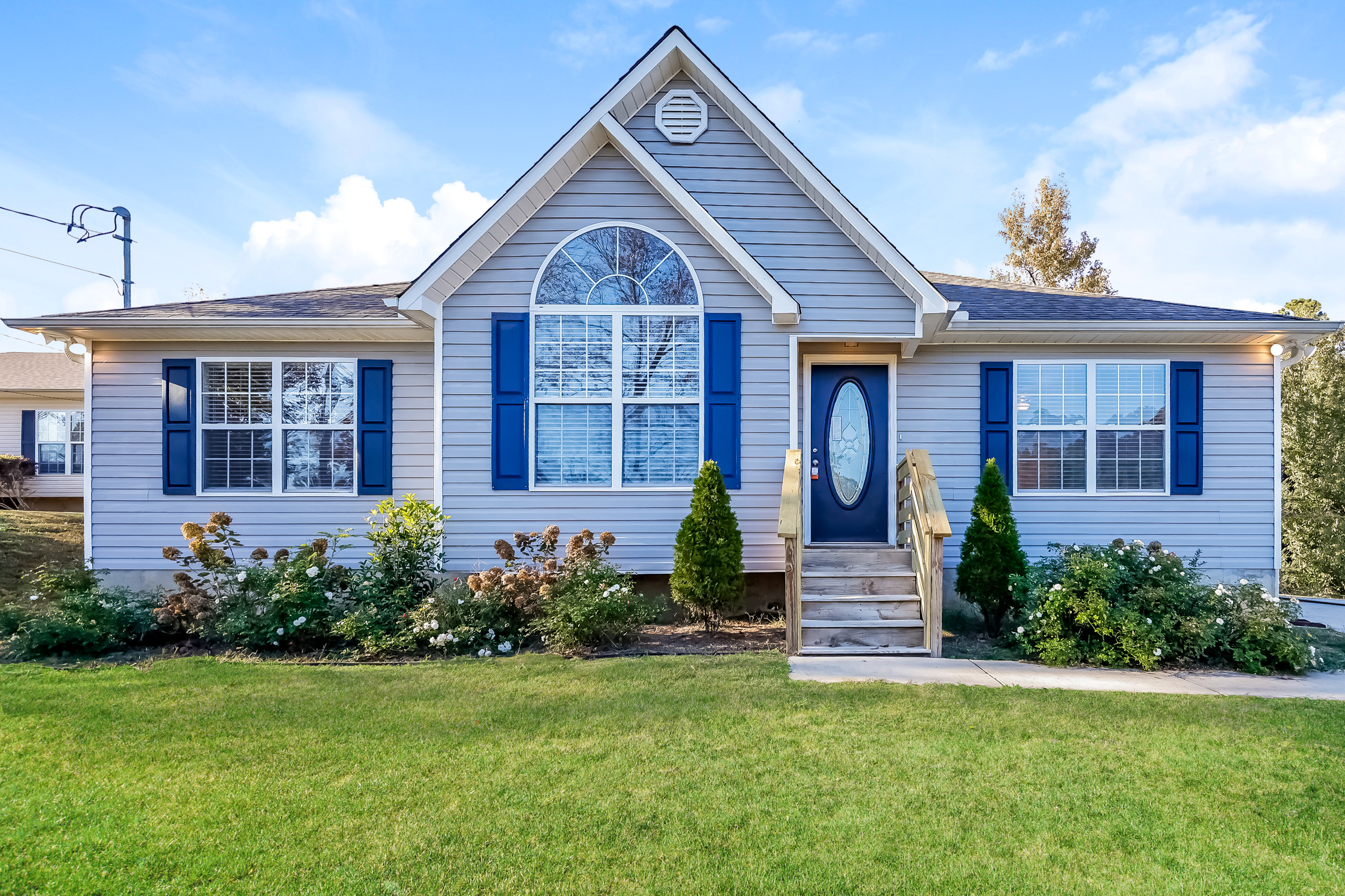 1336 RAILROAD DR HAYDEN, AL 35079
